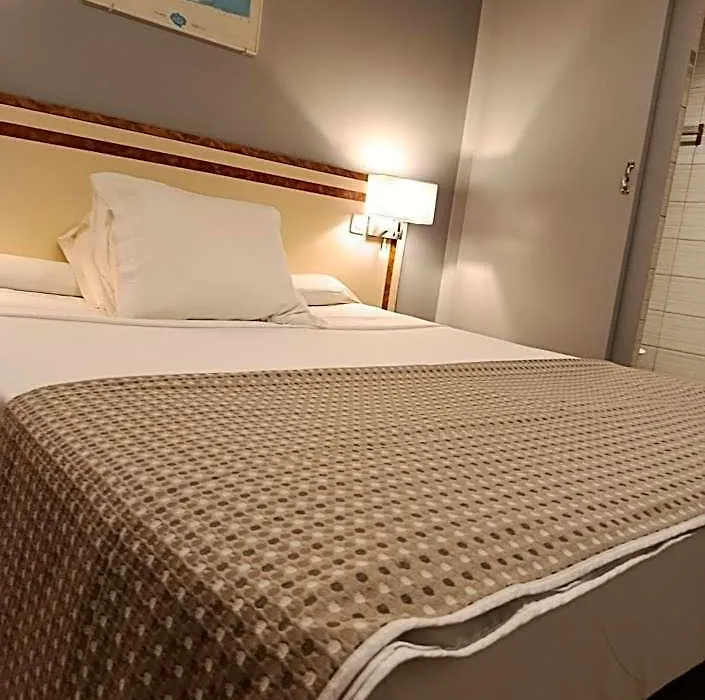 Hotel Azur Montmartre-1